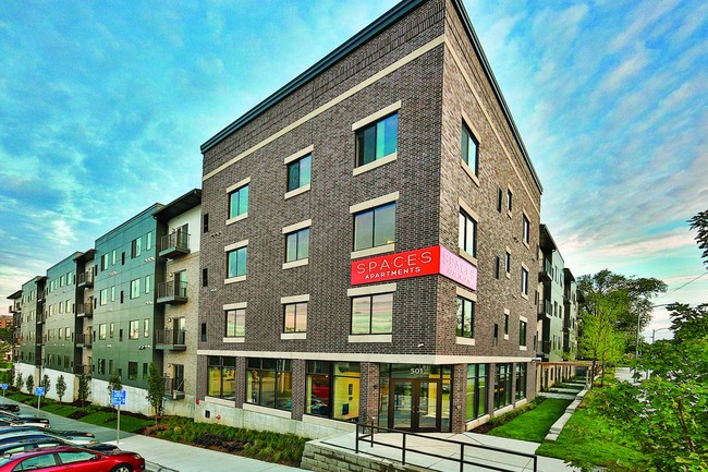 SPACES Apartments Main Entry