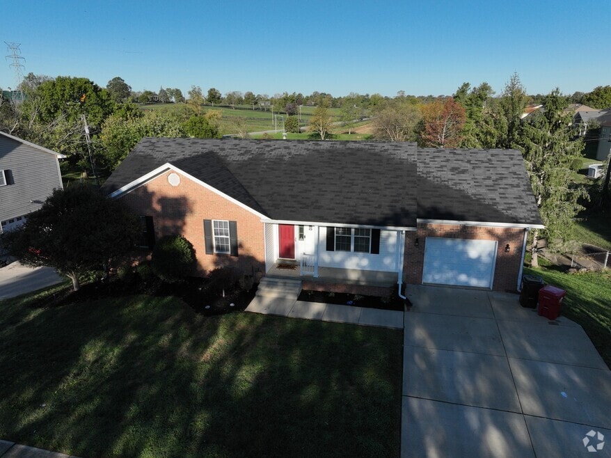 201 N Keene Way Dr, Nicholasville, KY 40356 - photo 2