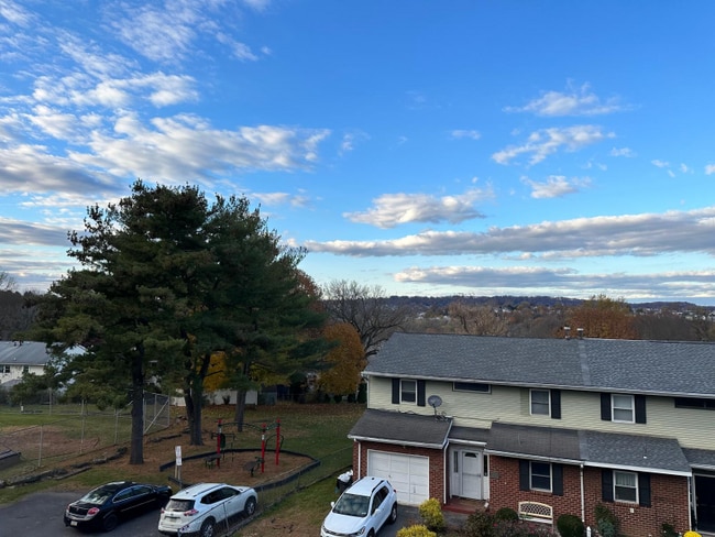 235 Vista Dr, Easton, PA 18042 - photo 2