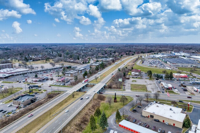 Just a short drive from the Churchill Downs neighborhood is I-96.