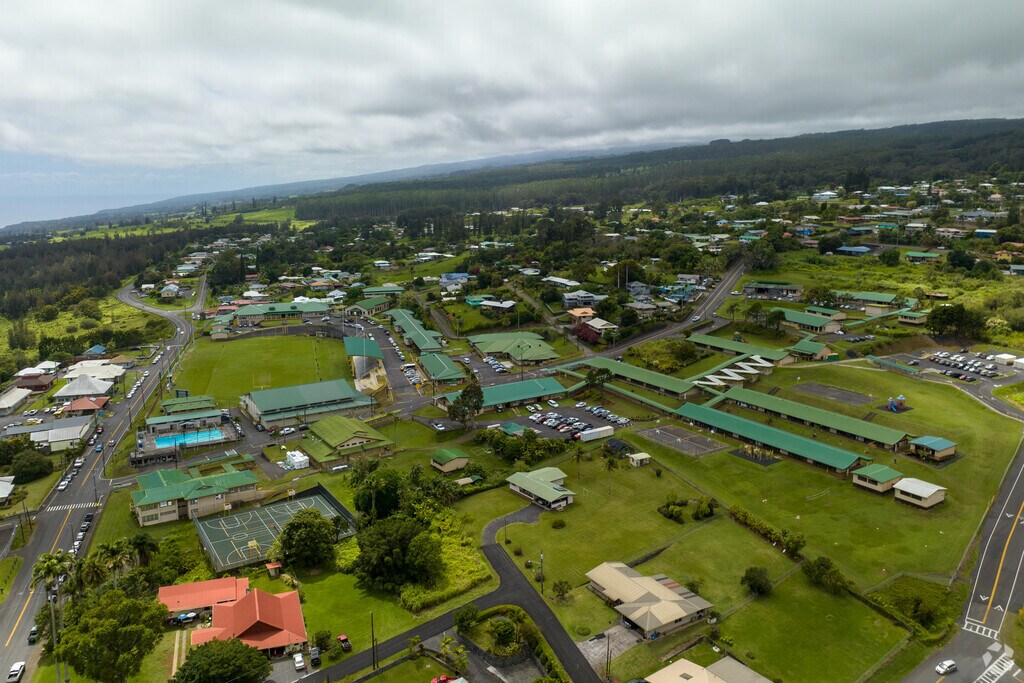 Honoka'a High and Intermediate School aims to cultivates a supportive learning atmosphere.