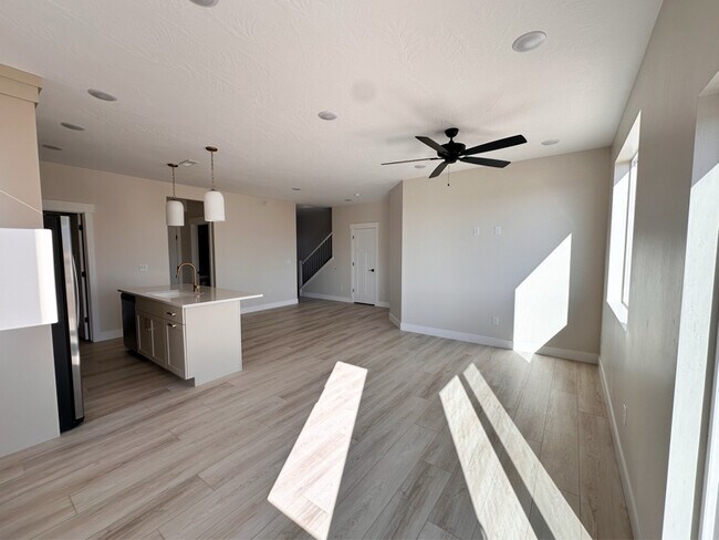 2780 N Clark Pkwy, Cedar City, UT 84721 - photo 7