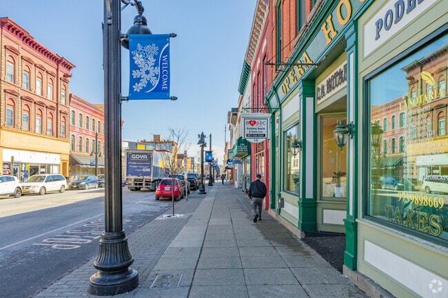 Shops on Main Street in downtown Dover, NJ line the streets.