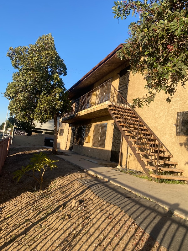 2458 S Normandie Ave Unit 1, Los Angeles, CA 90007