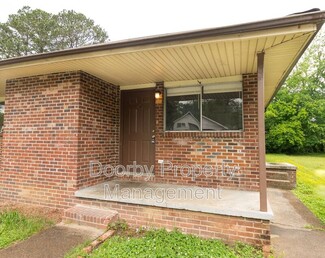 807 Henderson Ave Unit 807 A, Rossville, GA 30741