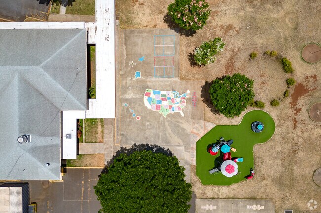 Kuhio Elementary School is known for its dedicated and experienced faculty .