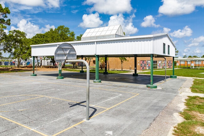 Spring Hill Elementary has a covered playground for shaed areas.
