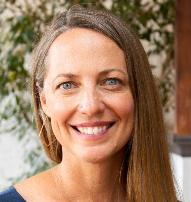 Mindi Clark
