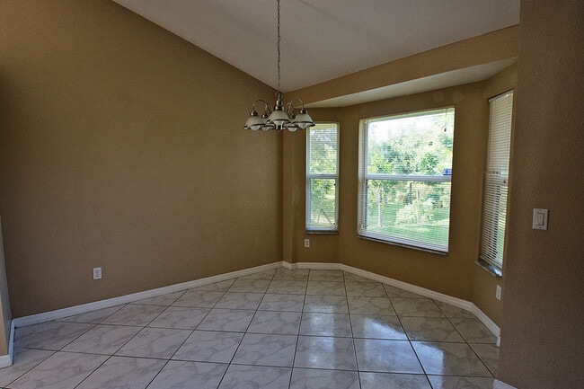 9637 Lake Douglas Place, Orlando, FL 32817 - photo 7