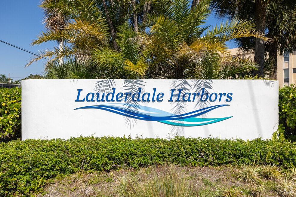 Lauderdale Harbours