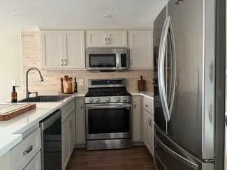 4750 Templeton St Unit 1201, Los Angeles, CA 90032