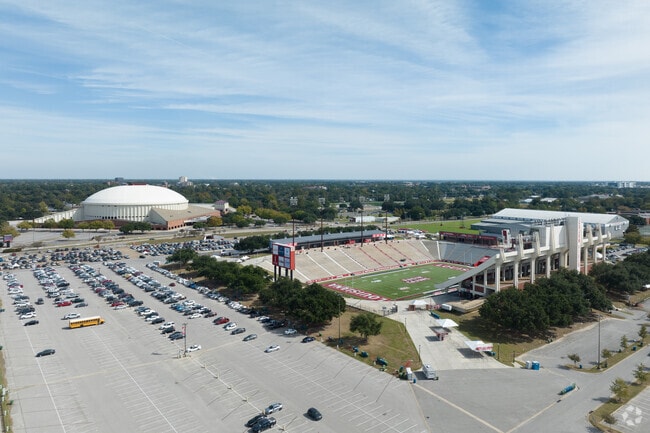 Residents of Monteigne can easily walk to Cajun Field to catch a game.