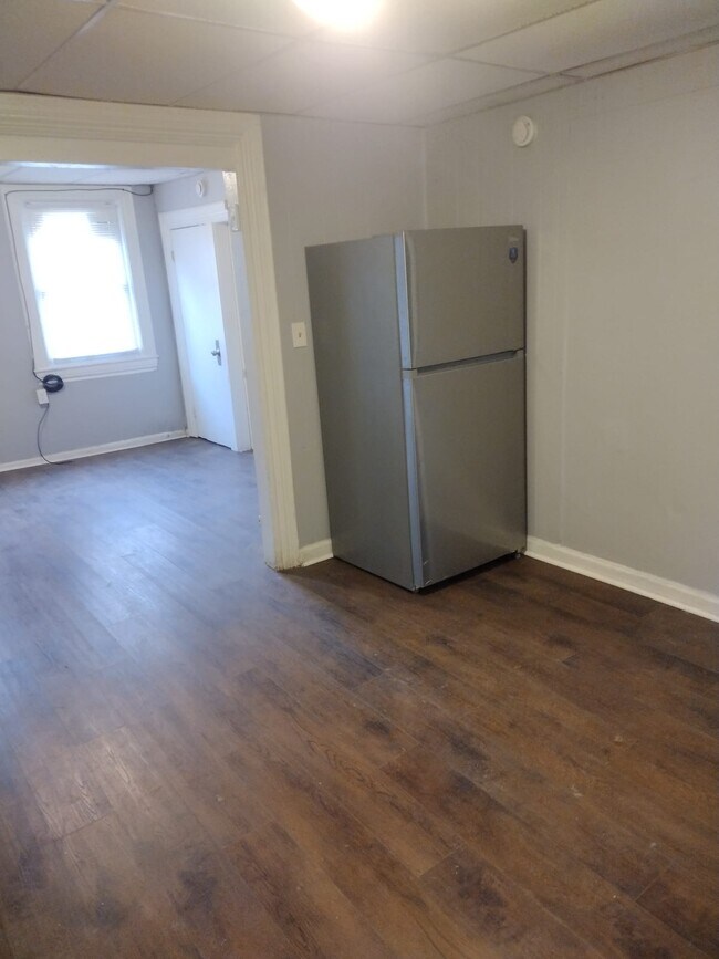3159 6th Ave unit Floor 1, Troy, NY 12180 - photo 4