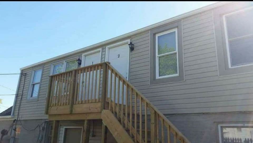 909 W Burke St unit 2, Martinsburg, WV 25401 - photo 1