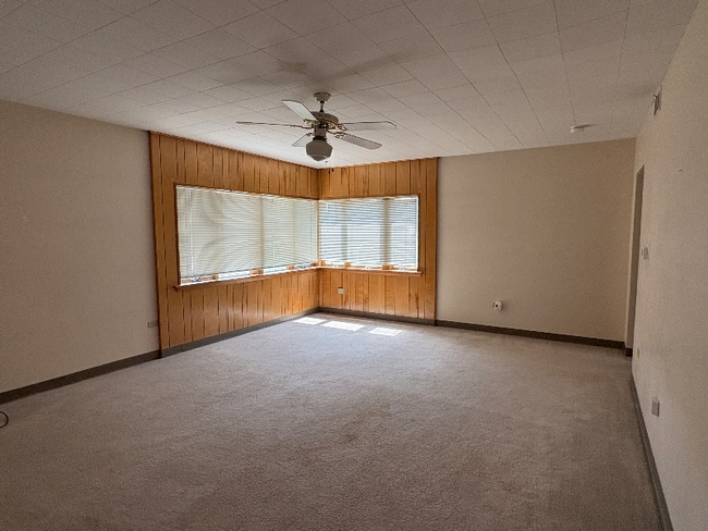 1000 Melrose Ave unit 1, Iowa City, IA 52246 - photo 3