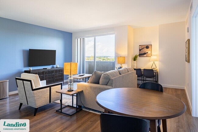 200 NE 1st Ave unit 511, Pompano Beach, FL 33060 - photo 4