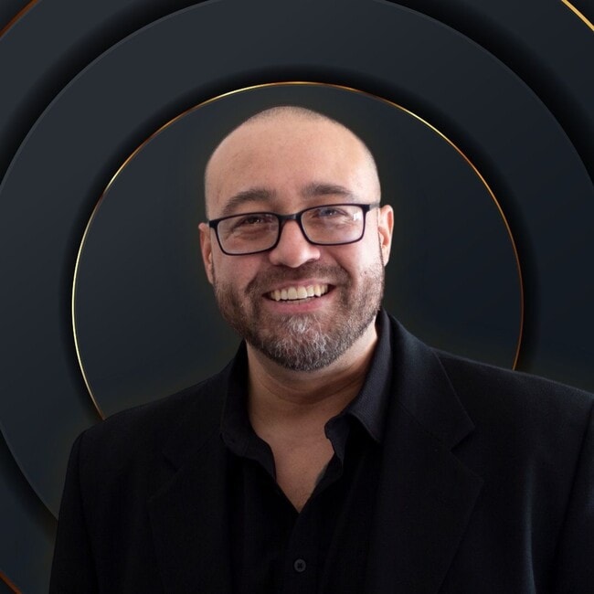 Agent Photo