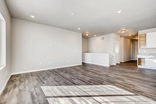 582 Crestone St unit 36582603, Johnstown, CO 80534 - photo 5