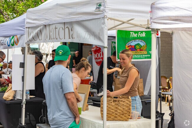EL Cid residents enjoy the Palm Beach Green Market voted the best market by USA Today.