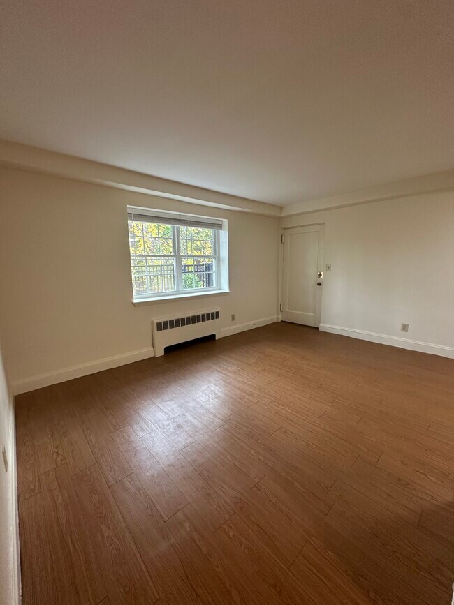 5 Charlesbank Rd unit 1, Newton, MA 02458 - photo 2