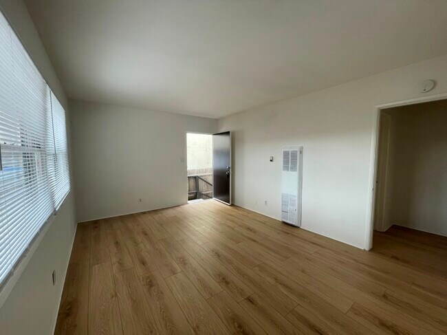 622 Loma Dr unit 622, Hermosa Beach, CA 90254 - photo 3