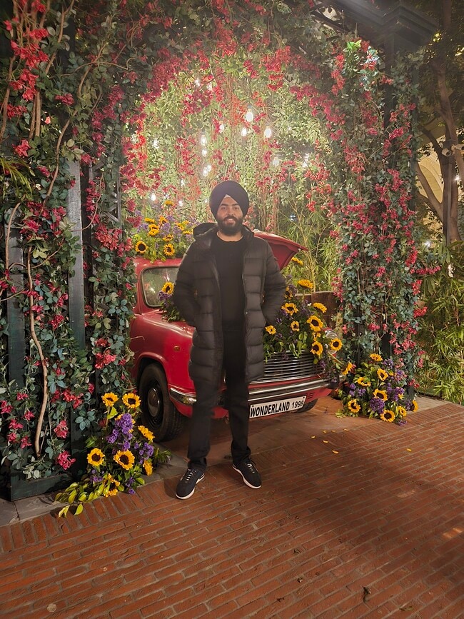 Agent Photo