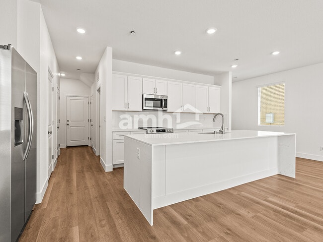 5872 Fly Fisher St, Las Vegas, NV 89113 - photo 4