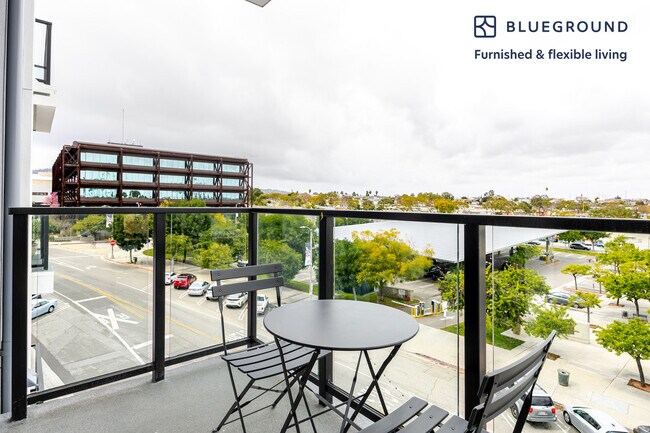 511 S Harbor Blvd unit FL5-ID1300, San Pedro, CA 90731 - photo 4