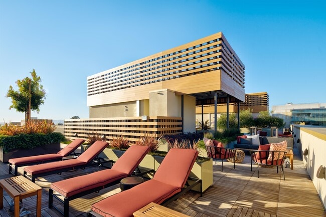 Soak in the sun in our rooftop lounge area.