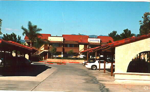 Arrow Park Apartments, Fontana, CA 92335 - photo 2