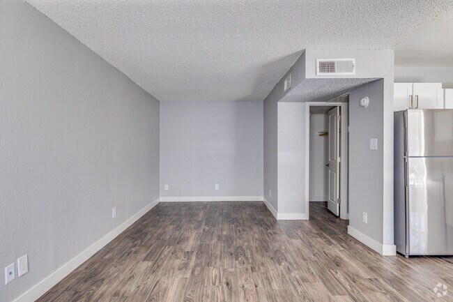 STUDIO, 1BA - 423SF