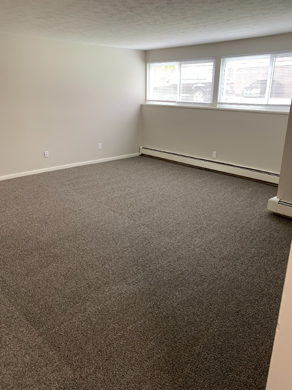554 West Ave, Tallmadge, OH 44278