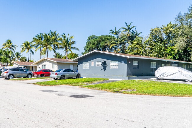 Modest single-family homes line the streets in Dorsey Riverbend.