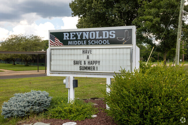 Emily C Reynolds Middle School sign