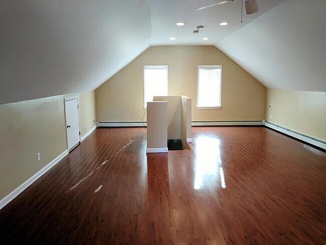 17 Dunlap St unit 2A, Salem, MA 01970 - photo 2