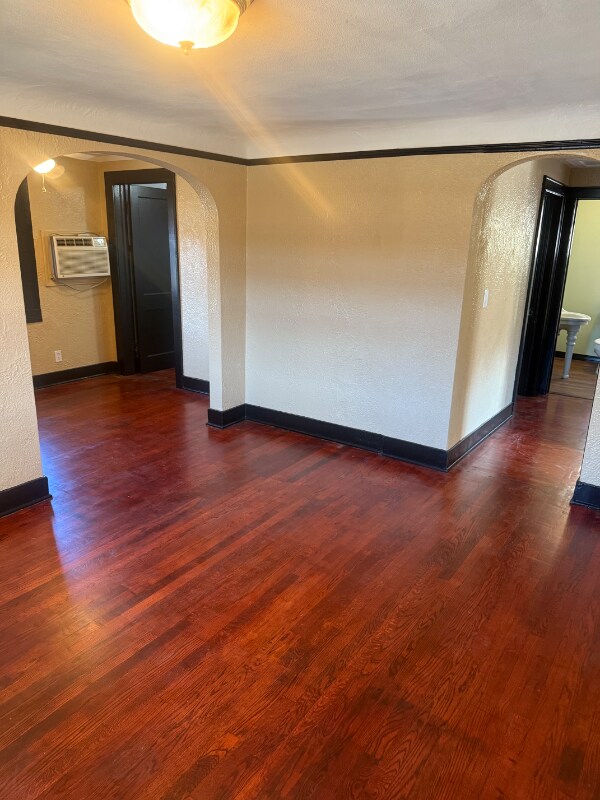 101 S Gray Ave, Joplin, MO 64801 - photo 2