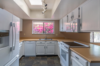 9210 E Calle Maria, Tucson, AZ 85710