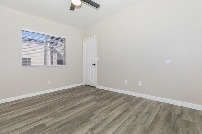 Vertical East Apartments *All Units Remodeled*, Tucson, AZ 85715 - photo 6