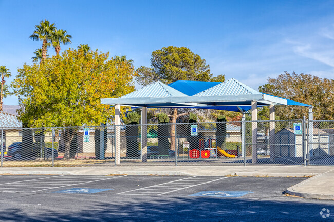 Lilly & Wing Fong Elementary School 5