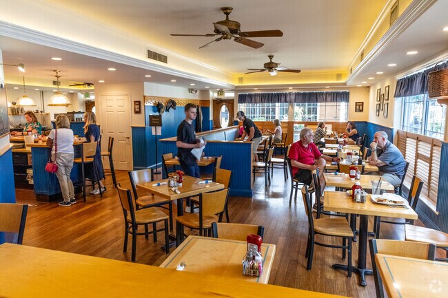 Where Pound Ridge gathers for a cup and conversation: Blind Charlie's Cafe.