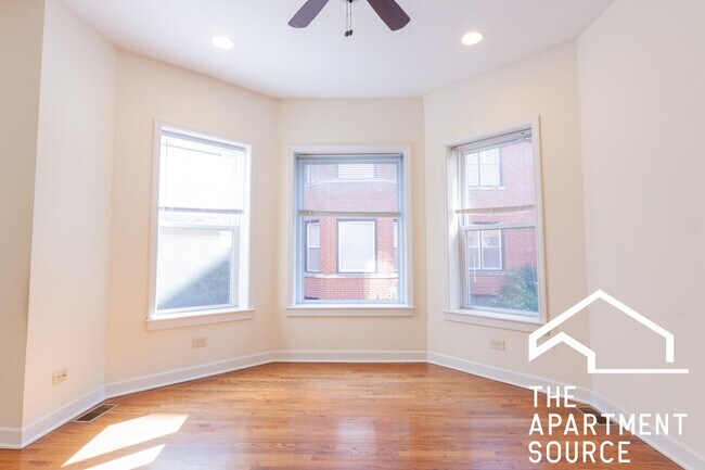 855 W Cornelia Ave unit 1W, Chicago, IL 60657 - photo 5