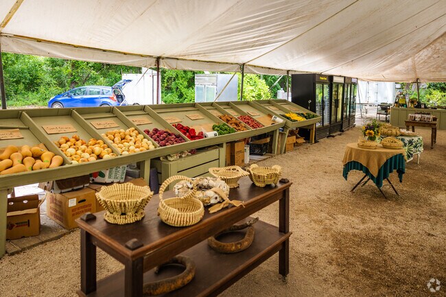 Johns Island fresh local food at the Rosebank Farms.