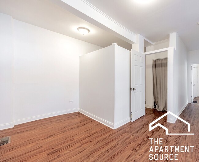 1900 S Throop St unit 9, Chicago, IL 60608 - photo 7