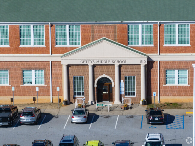 Richard H. Gettys Middle School 4