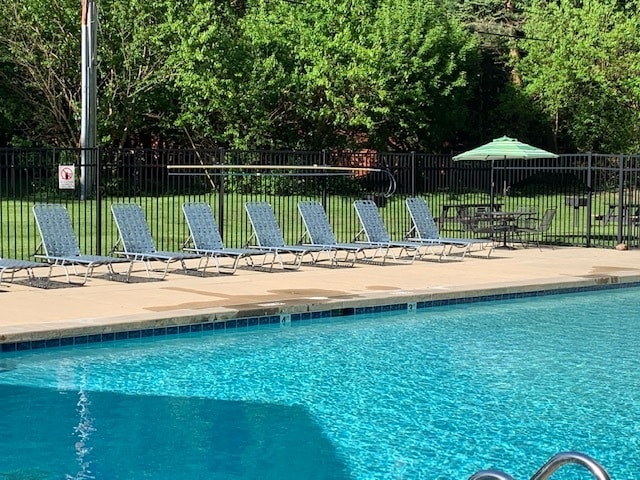 Victoria Plaza, North Olmsted, OH 44070 - photo 7