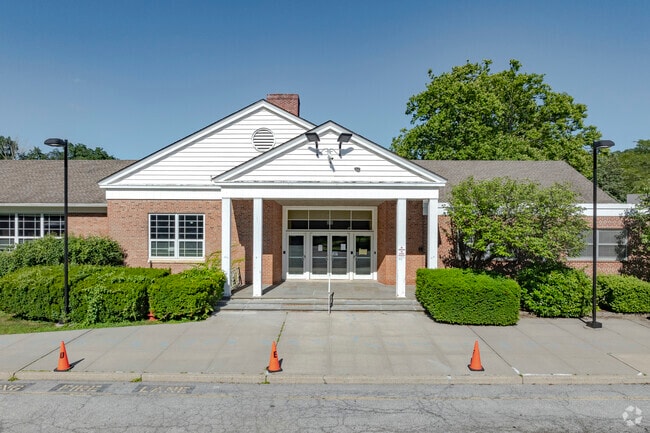 Todd Elementary School is located at 45 Ingham Road in Briarcliff Manor, NY.
