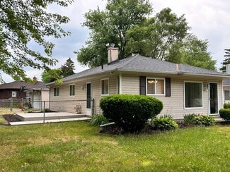 28050 Curtis Rd, Livonia, MI 48152