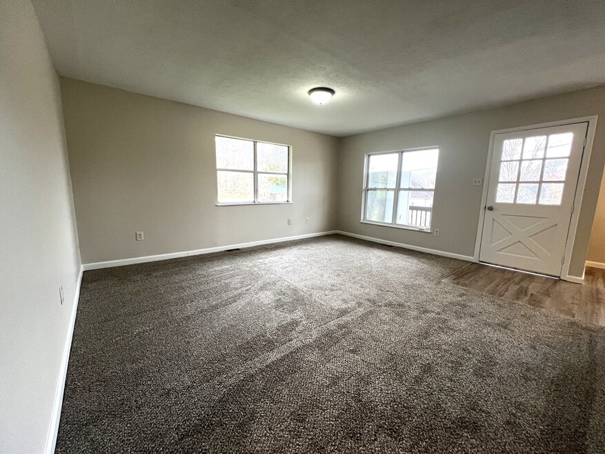 424 Lemmon St, Corydon, IN 47112 - photo 1