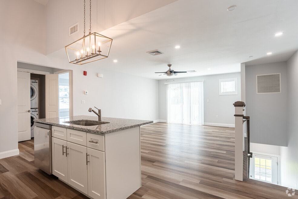 RVM Phase I, Raynham, MA 02767 - photo 1