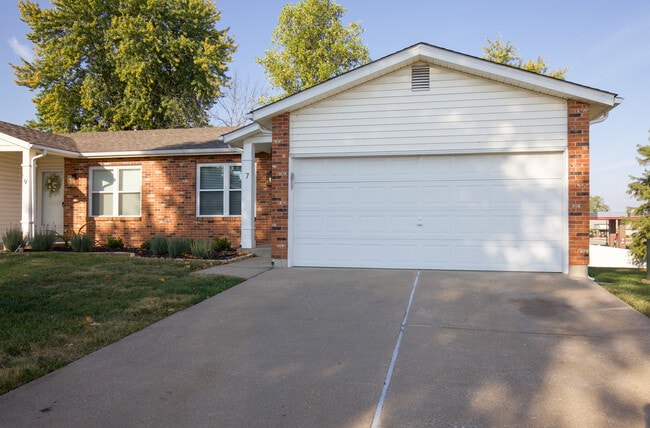 7 Windstream Ct, Saint Peters, MO 63376 - photo 3